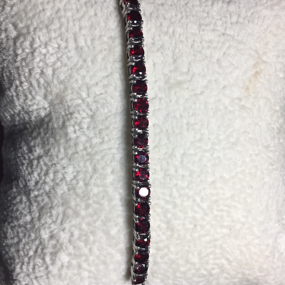 NEW Sterling Silver Garnet Bracelet-Never Worn - Picture 2 of 8